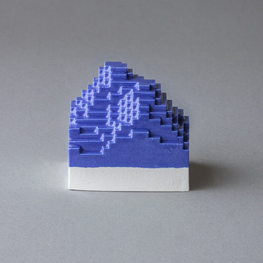 Voxel Piece (L) / White clay × Blue