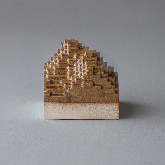 Voxel Piece (L) / Brown clay × Iron Brown