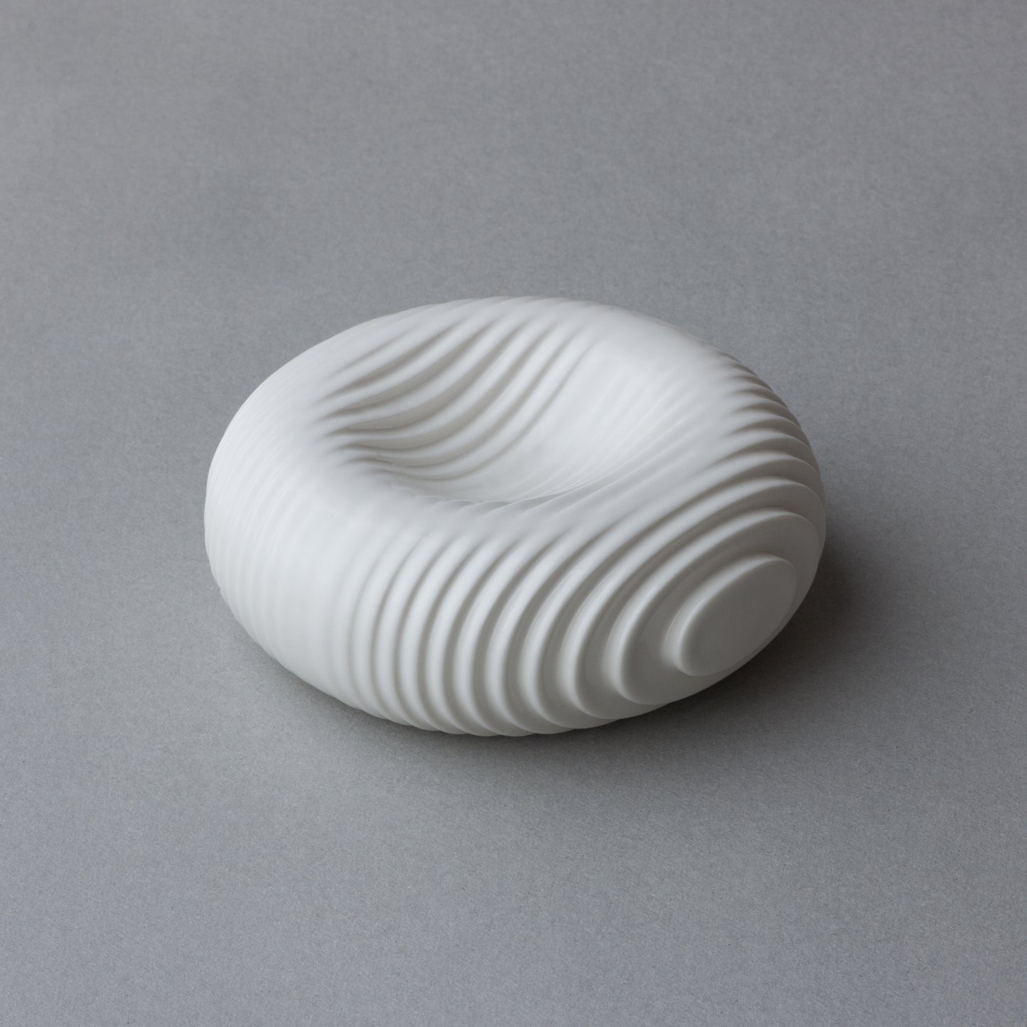 Torus / Glossy White