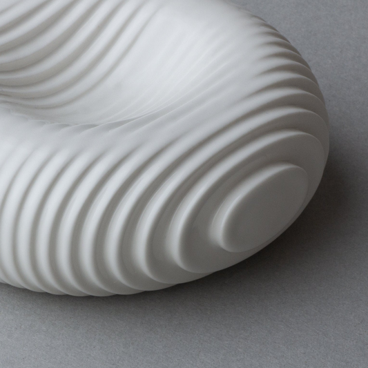 Torus / Glossy White
