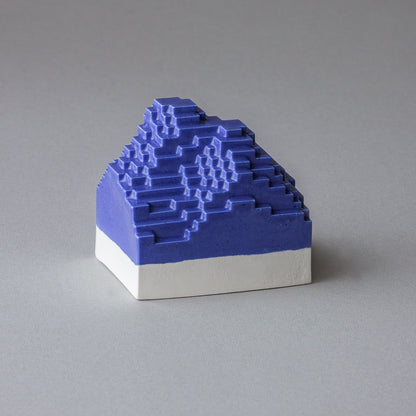 Voxel Piece (L) / White clay × Blue