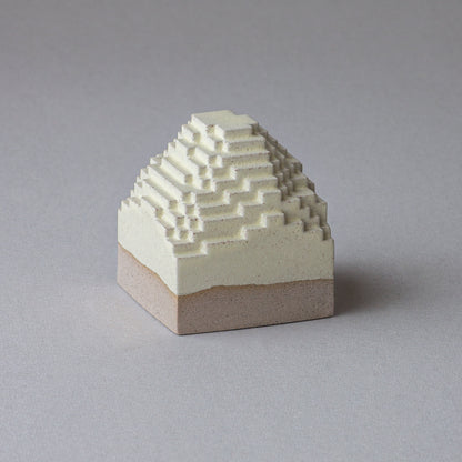 Voxel Piece (S) / Brown clay × Yellow
