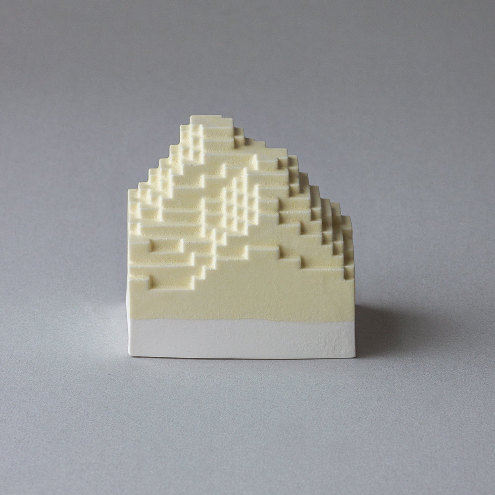 Voxel Piece (L) / White clay × Yellow