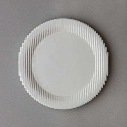 Layer Dish / White
