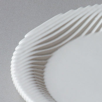 Layer Dish / White
