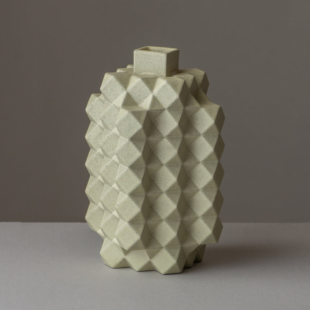 花器 Polygon high / Brown clay × Cream Yellow